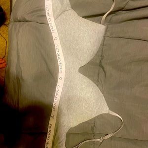 Victoria secret bra!!